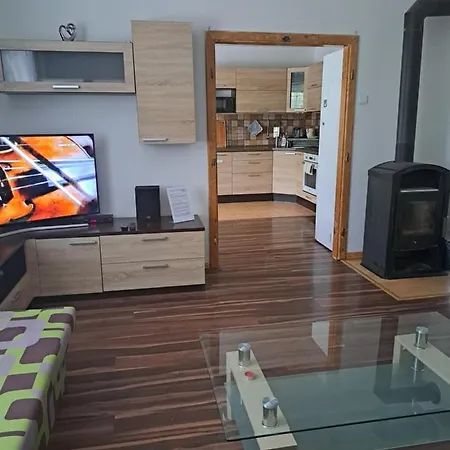 Rekreacny Dom Pod Bezovcom Appartement *